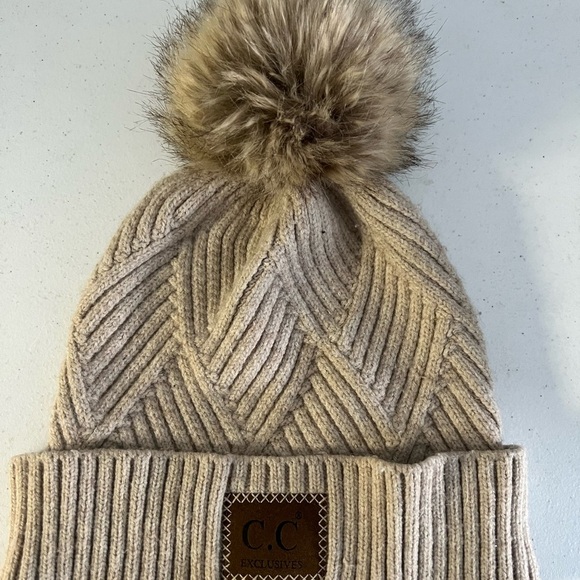 C.C Exclusives Beige Knit Beanie with Faux Fur Pom - Picture 1 of 5